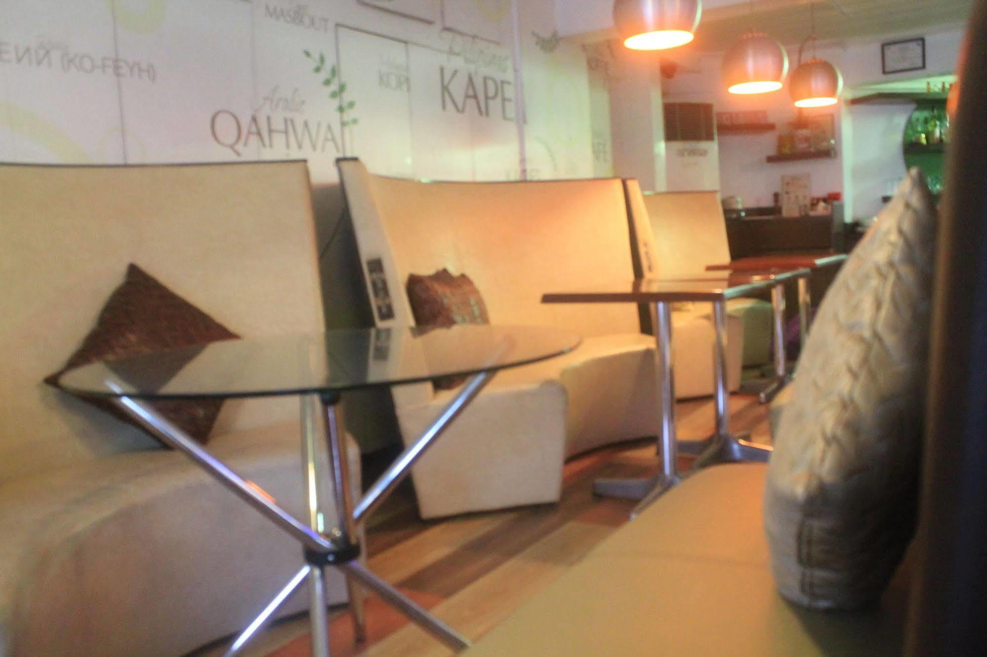Orange Nest Hotel Manila Bagian luar foto