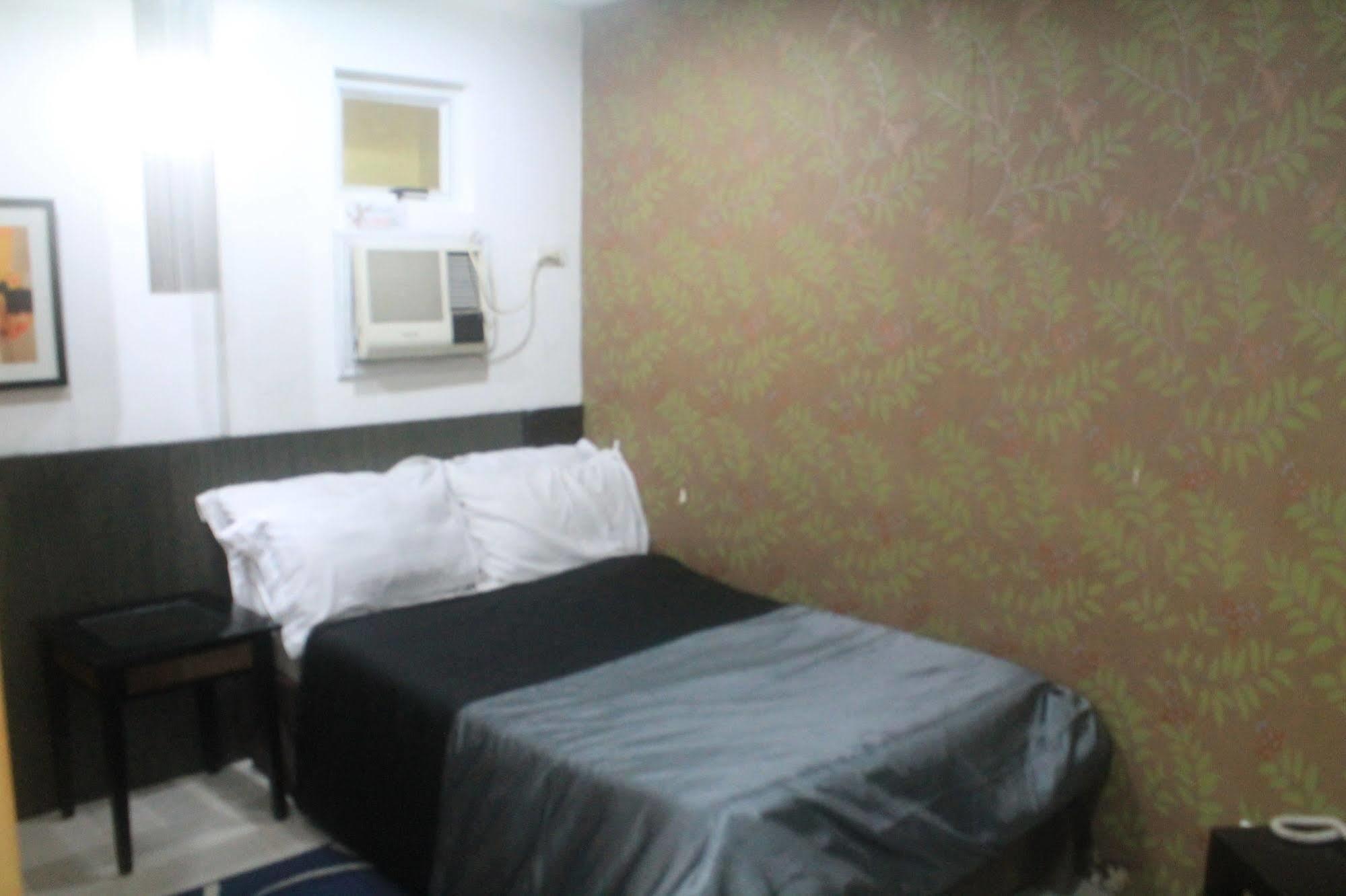 Orange Nest Hotel Manila Bagian luar foto