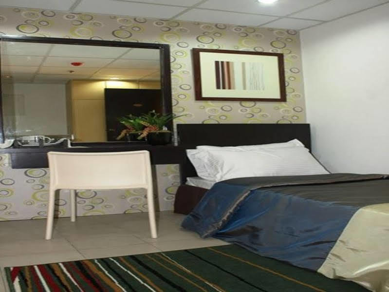 Orange Nest Hotel Manila Bagian luar foto