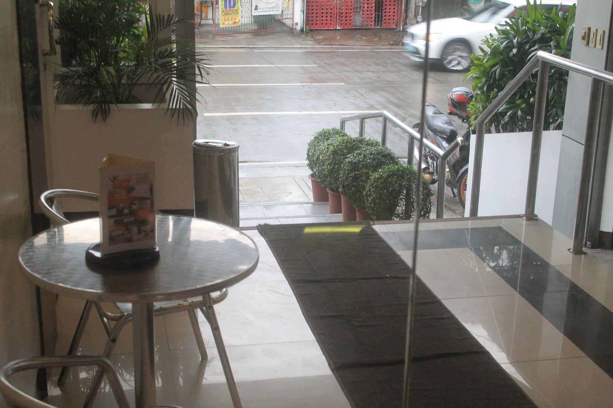 Orange Nest Hotel Manila Bagian luar foto